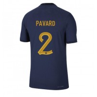 Camisa de time de futebol França Benjamin Pavard #2 Replicas 1º Equipamento Mundo 2022 Manga Curta